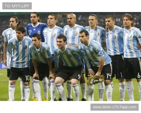 足球传奇的起点：回顾早期球星的辉煌与影响力