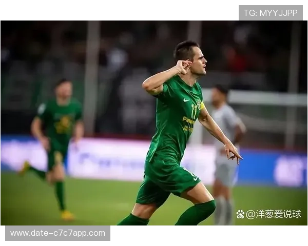 足球场上有仇必报的球星们：从恩怨到对决，他们如何在比赛中复仇对手