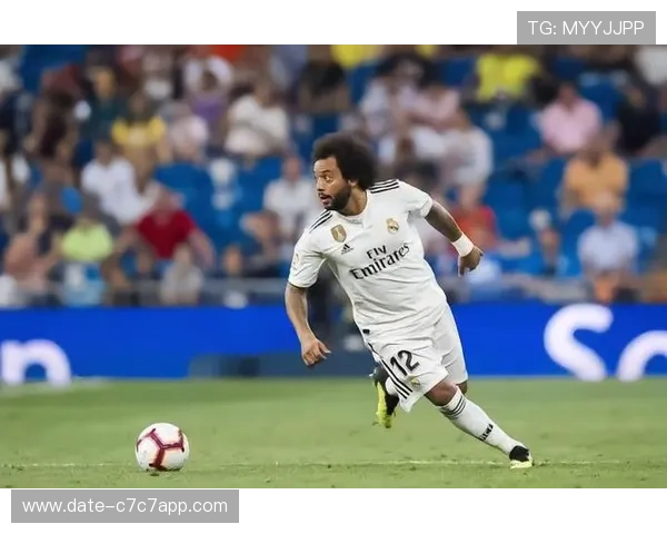 足球巨星的诞生与成长轨迹如何塑造他们的传奇人生