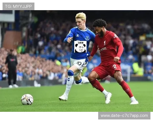 足球球星卓越观察力揭秘如何帮助他们在比赛中做出关键决策